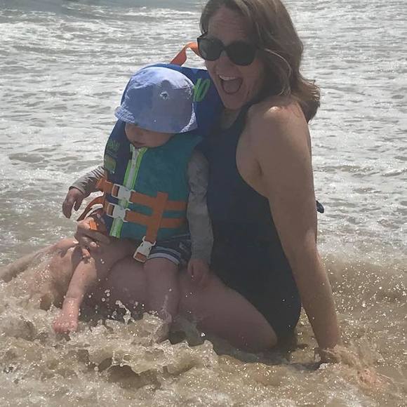 Meet your Posher, Mandy - Picture 1 of 1